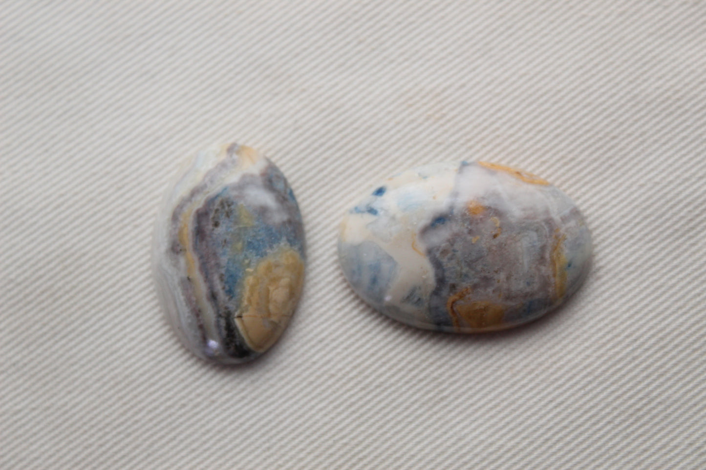 Scheelite Cabochon Lot Gemstone freeform blue