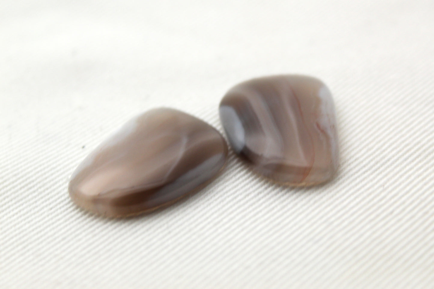 Botswana Agate Pair cabochon Gemstone beige