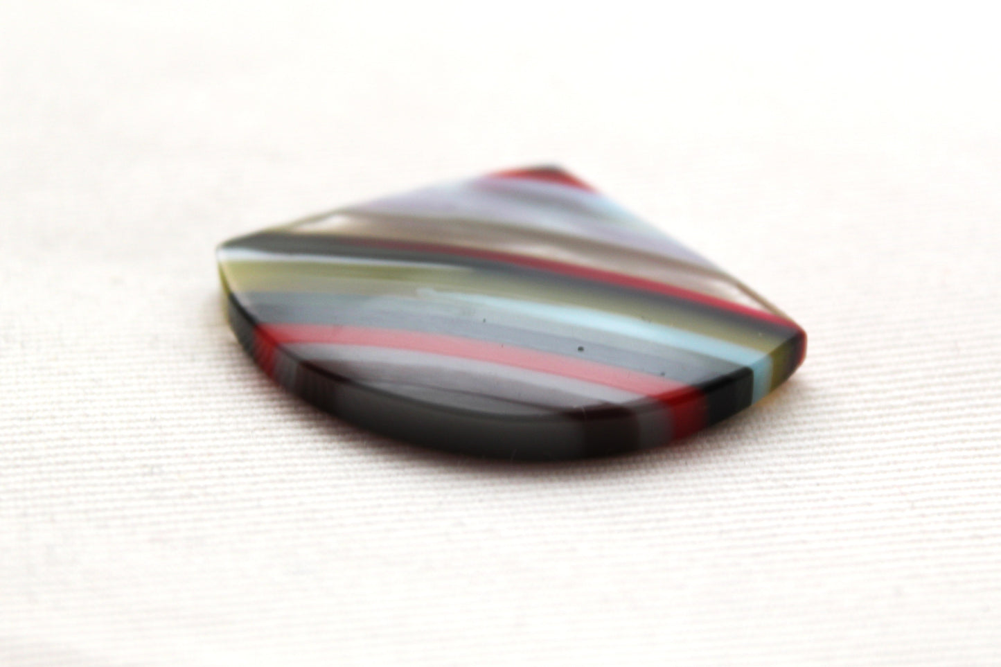 Surfite Cabochon multicolors Fan shape