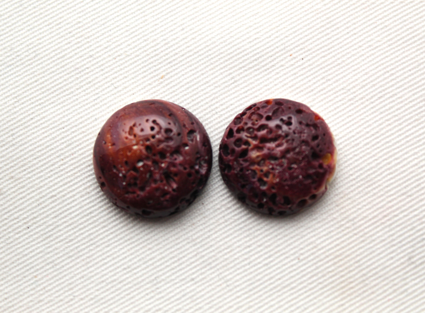 TWO Spiney Oyster purple round 20MM - LAST ONES