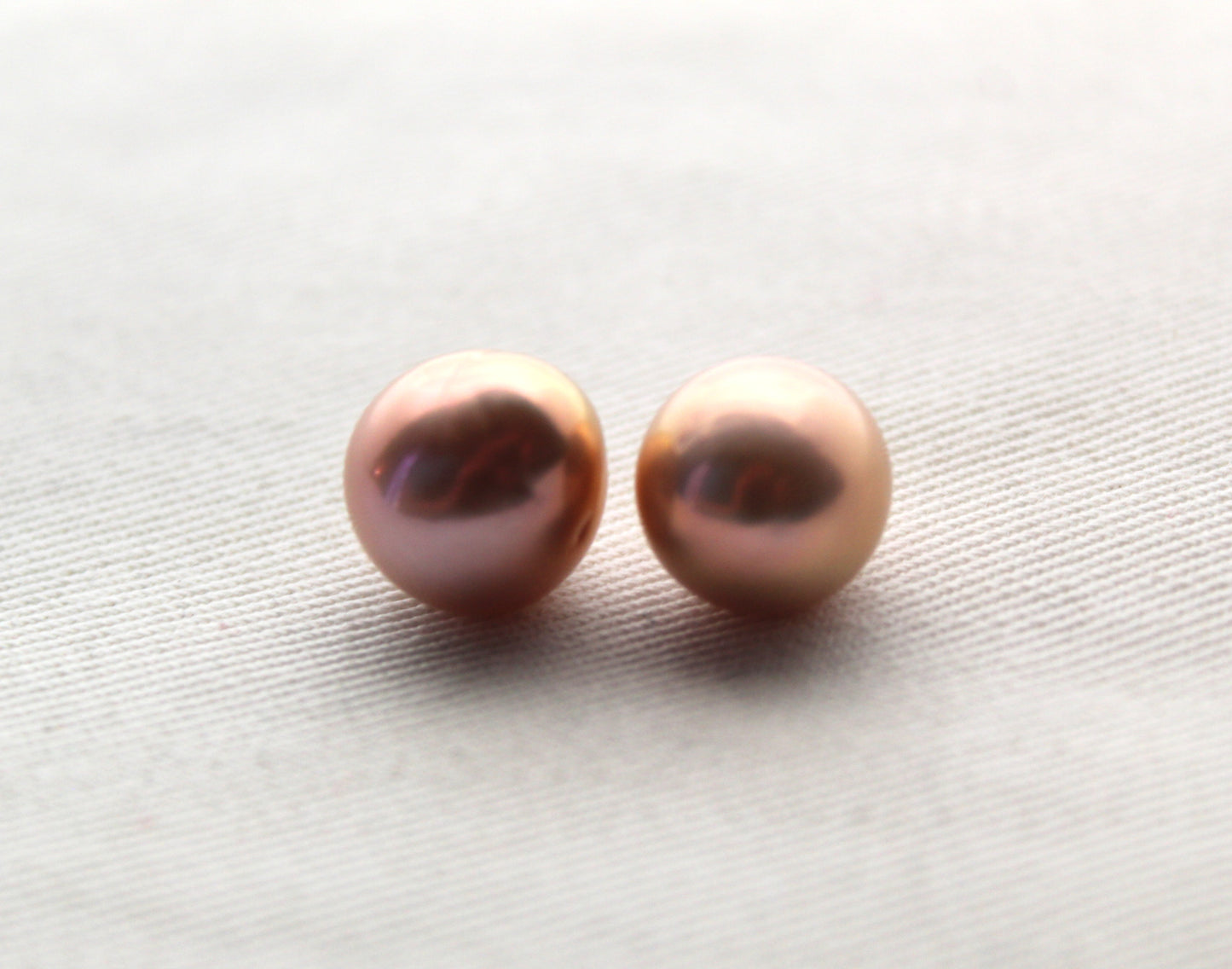 Paire de perles d'eau douce baroques 11 MM NON PERCEES