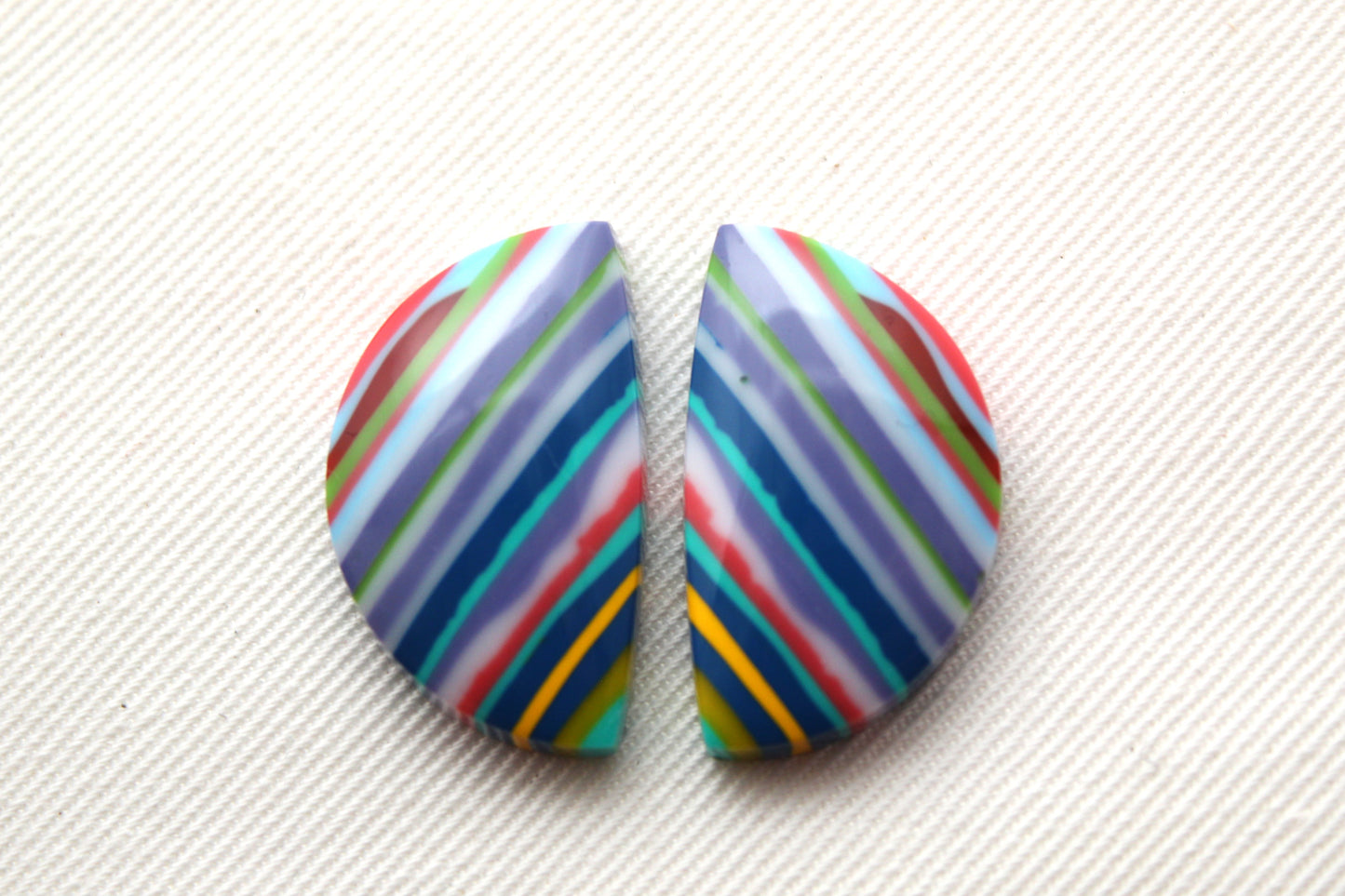 Surfite Cabochon Pair multicolors