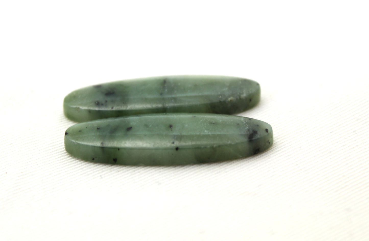 Long Nephrite Jade Cabochons Pair Gemstone moss green Oval (Copie)