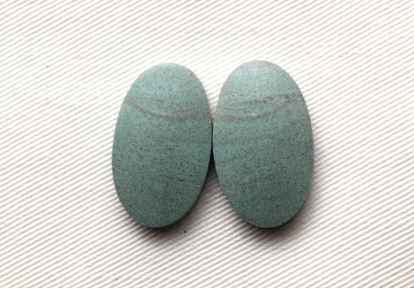 Pair of green Jasper Cabochons Oval gemstones