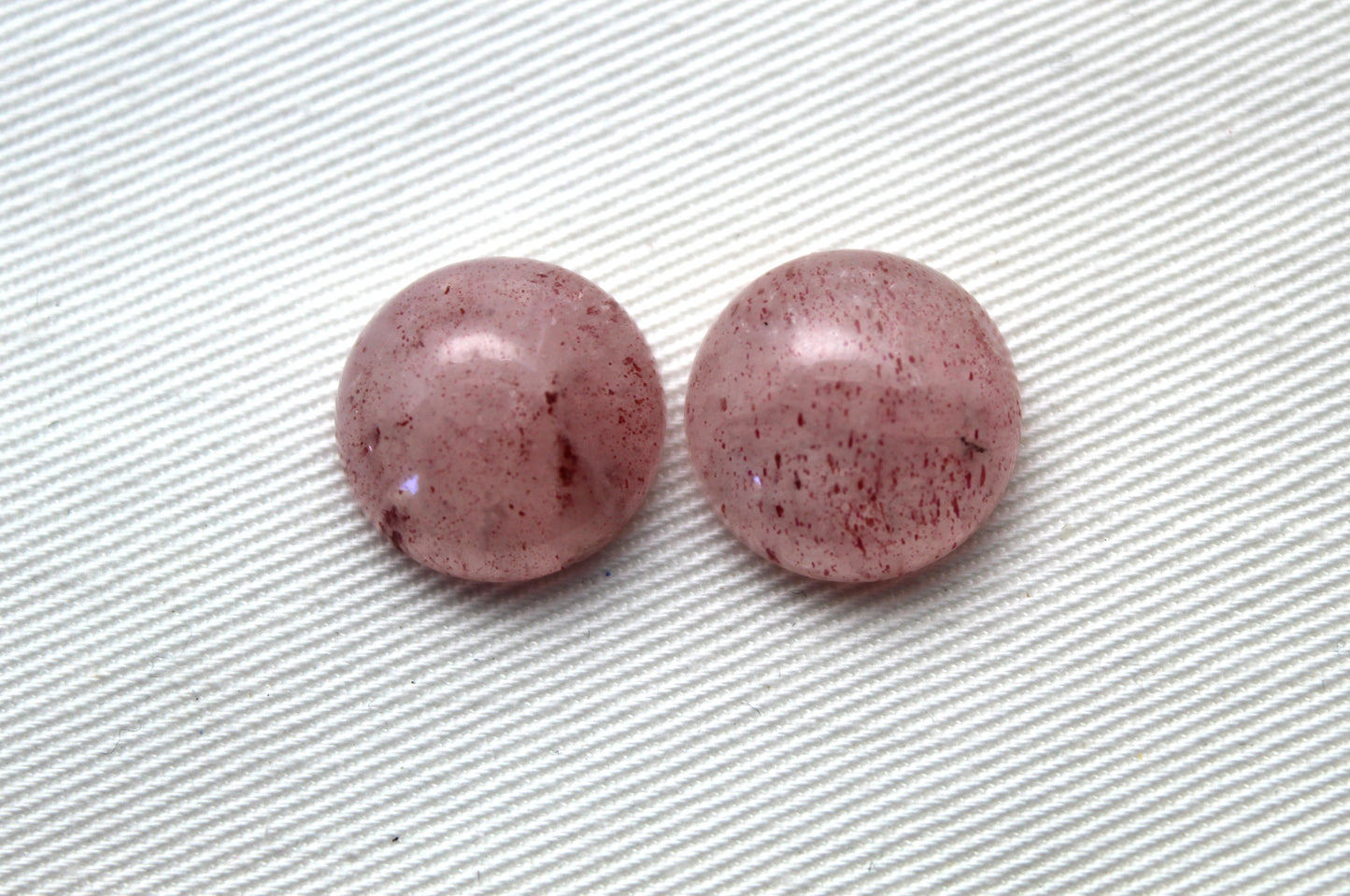 Two round Strawberry Quartz Cabochon Gemstone 15MM