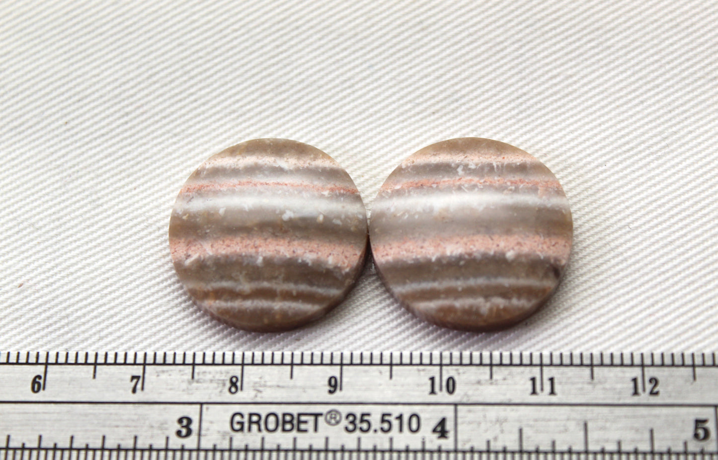 Pair of banded beige Jasper Cabochons round 21MM