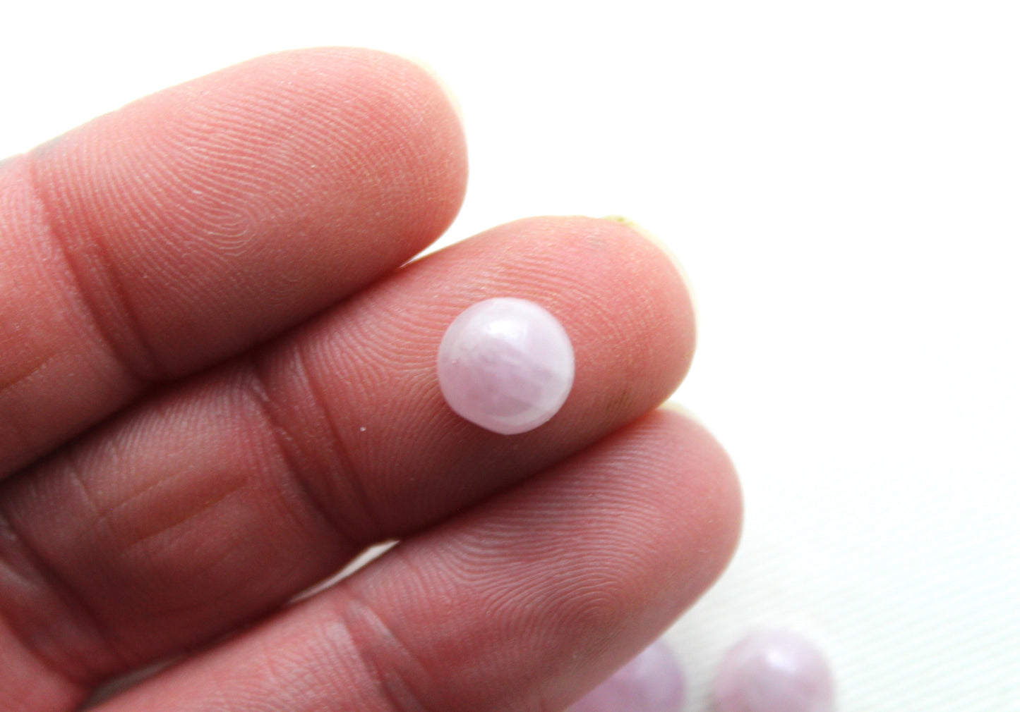 FOUR Kunzite cabochons Gemstones round 8MM