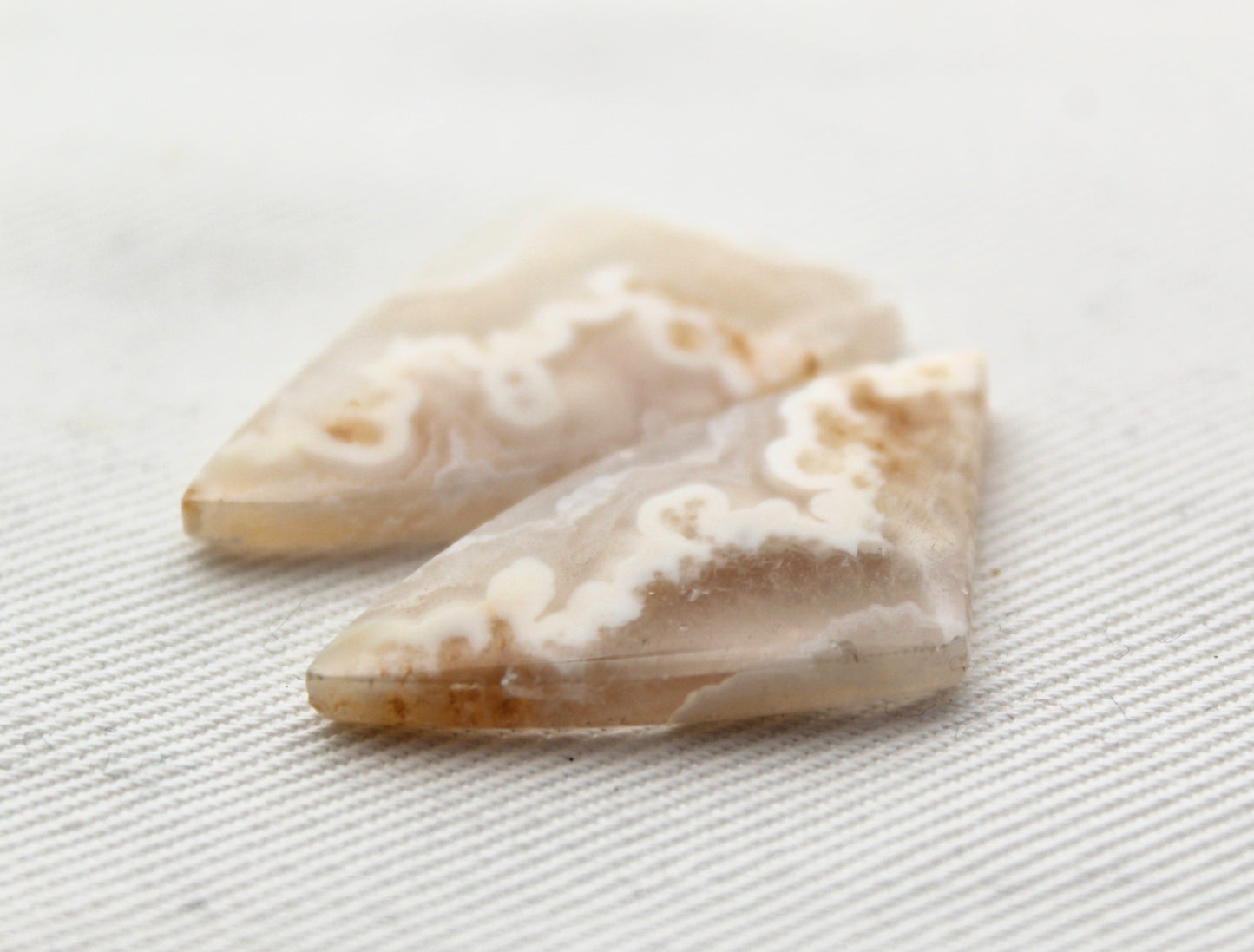Pandora Agate Pair Cabochon Gemstone white beige