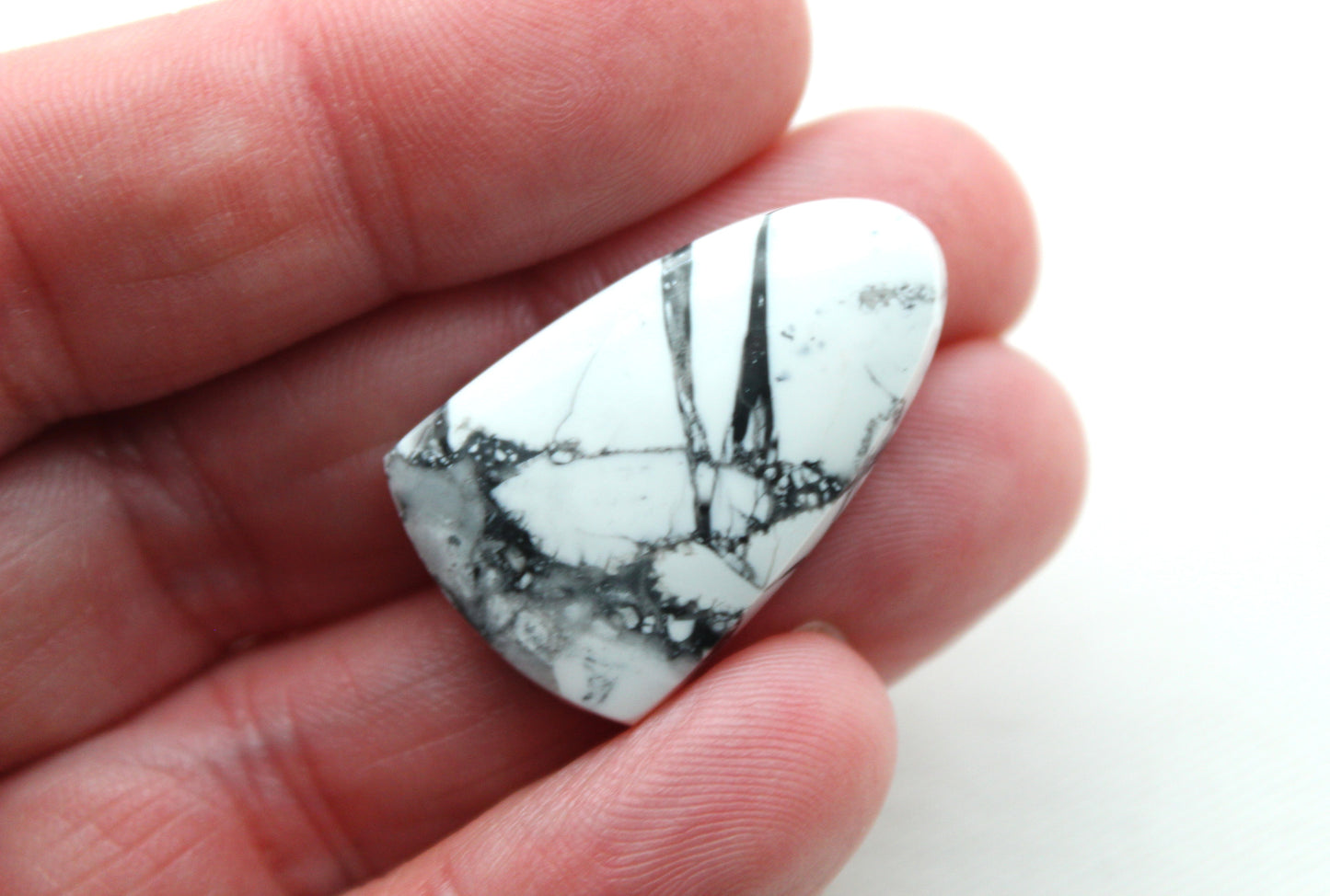 Maligano Jasper Cabochon Gemstone White grey