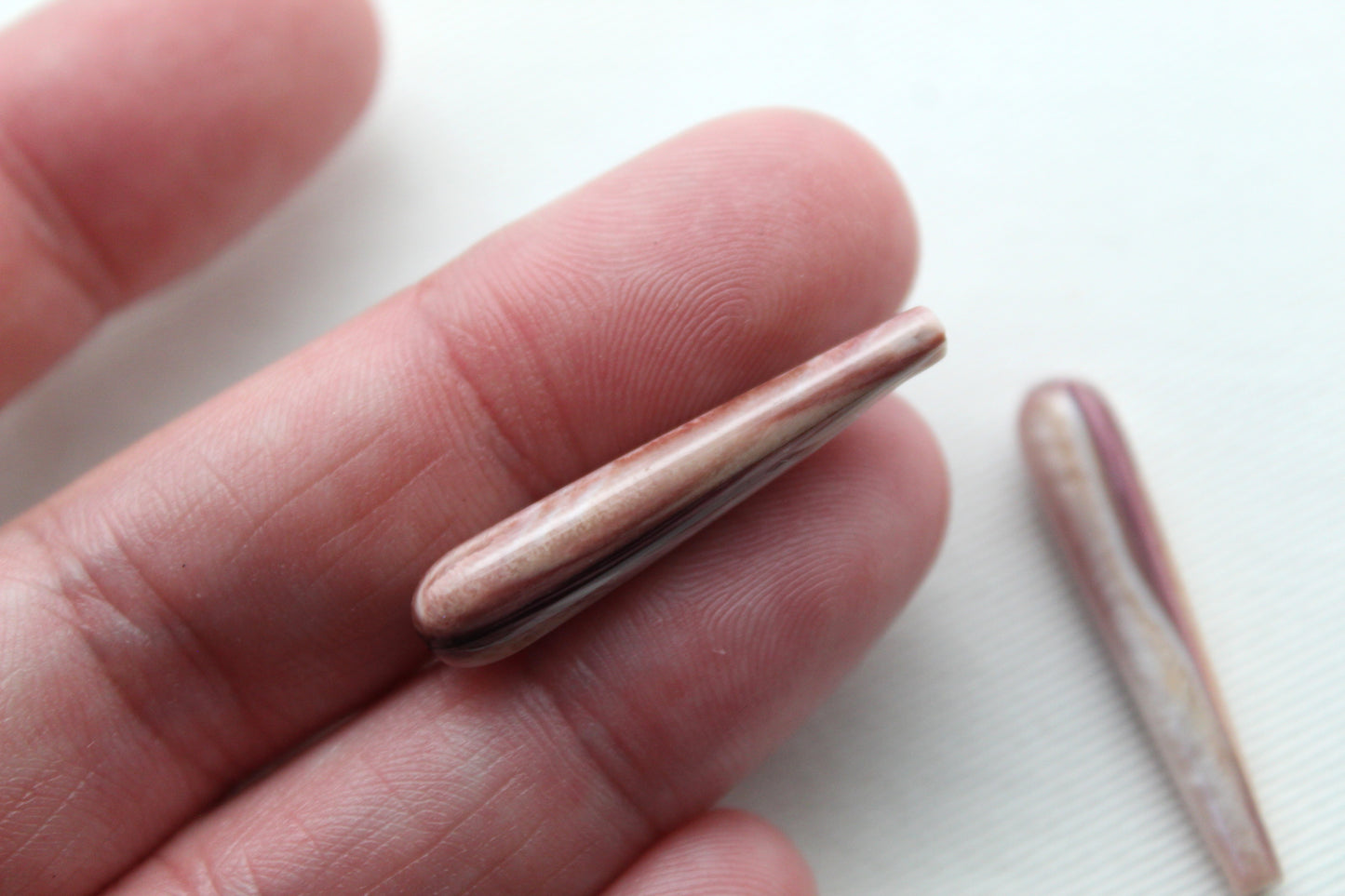 TWO Lion Paws Shell drop 6x30MM top drilled