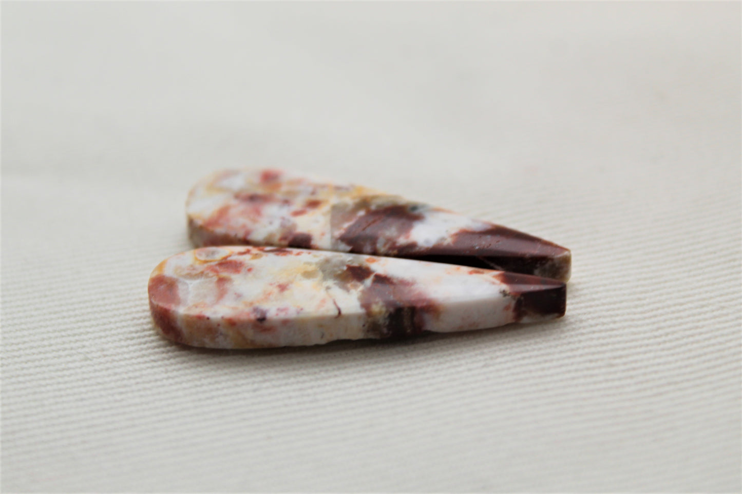 <tc>Petite paire de Jaspe Rivière multicolore rose vert</tc>