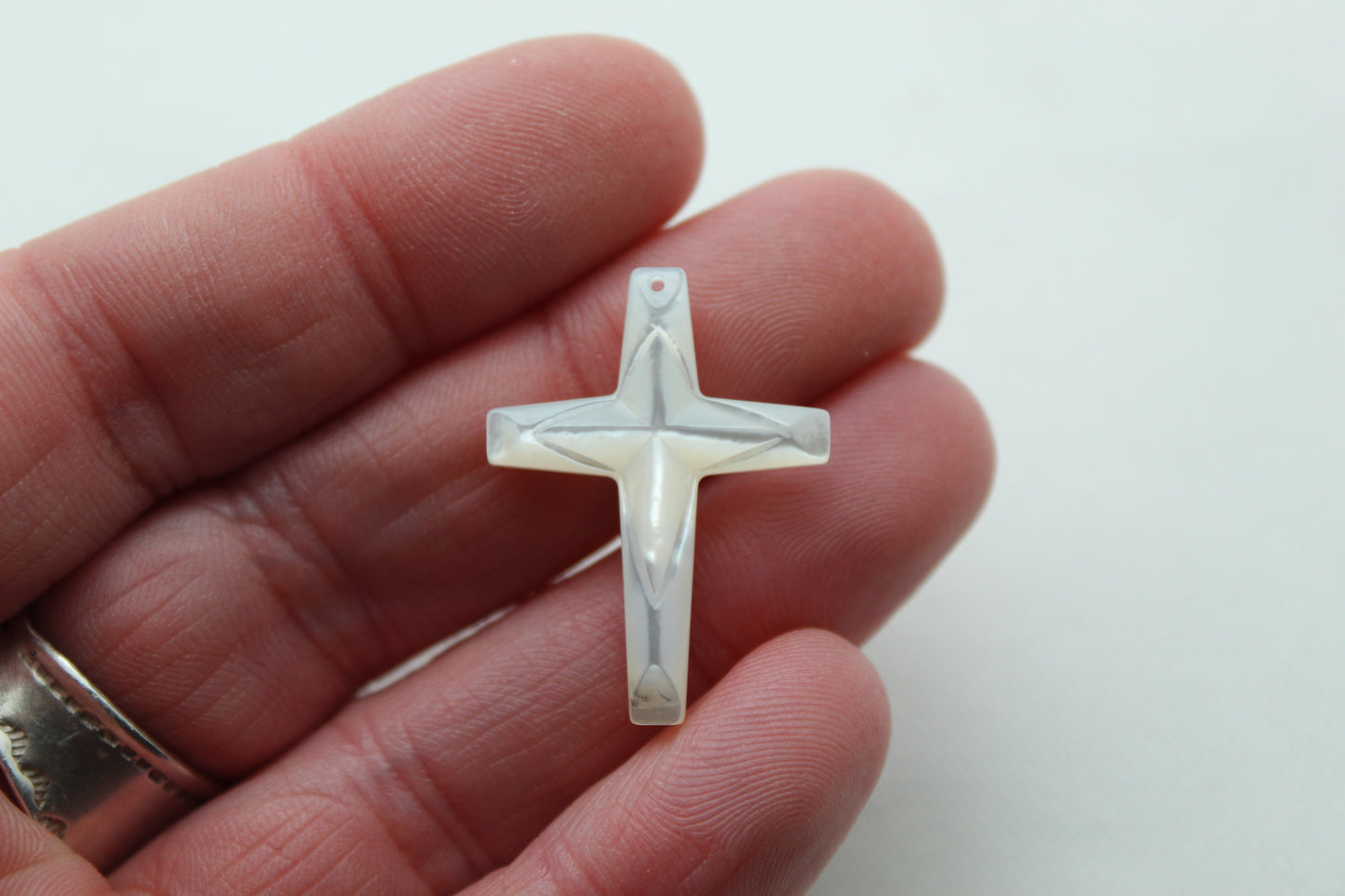 ONE Mother of pearl Cabochon Gemstone CROSS 21X28MM