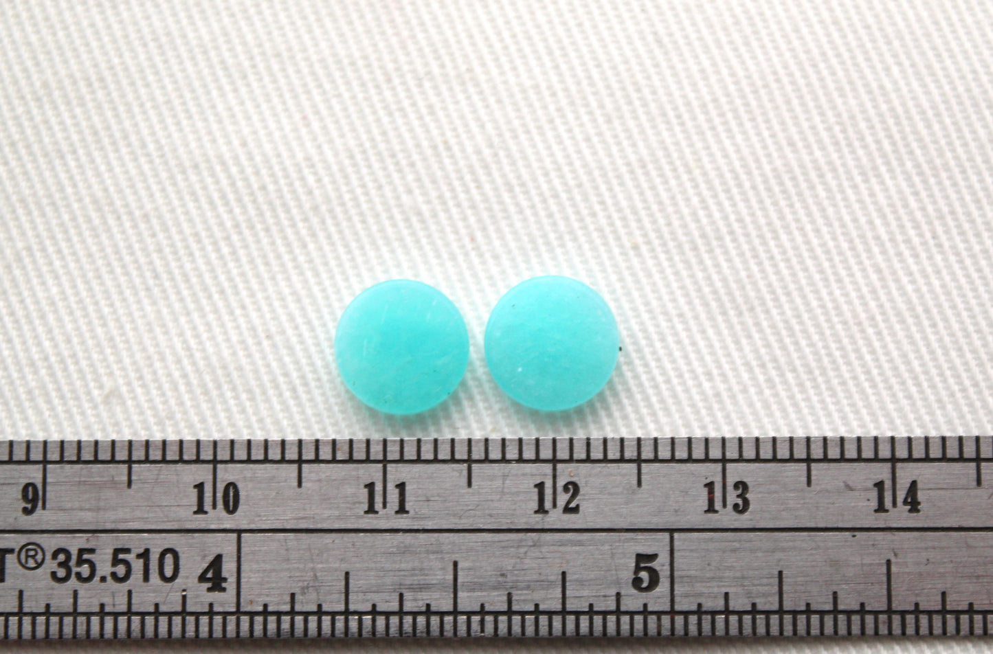 <tc>Deux cabochons plats Amazonite 8 mm pierres rondes</tc>