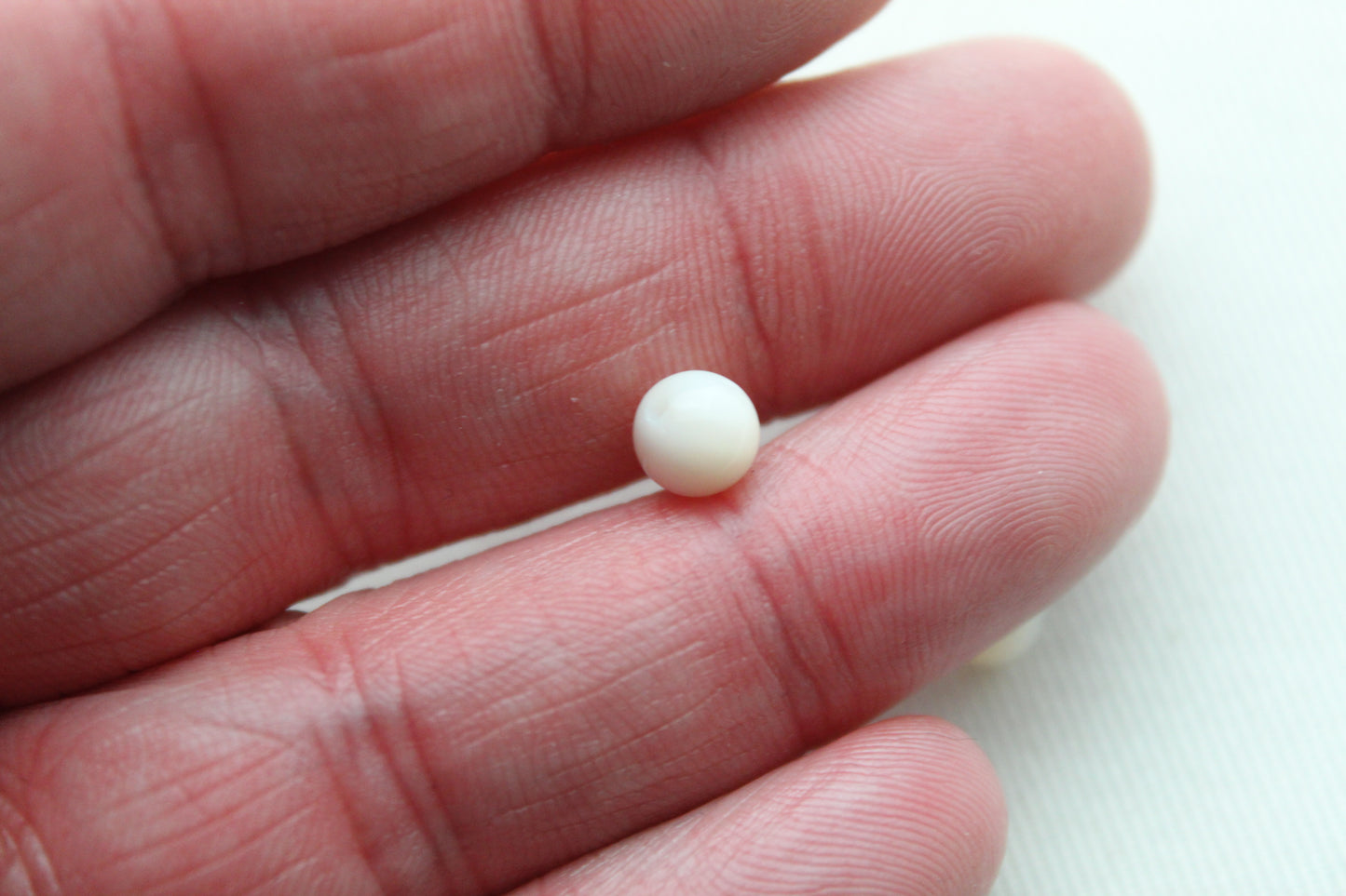 Mother of Pearl ball Pair  Gemstone 6MM half drilled