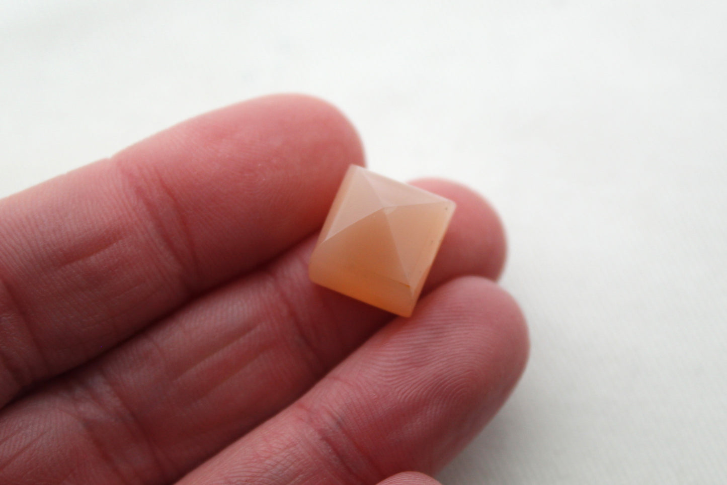 ONE peach Moonstone cabochons Gemstones pyramid