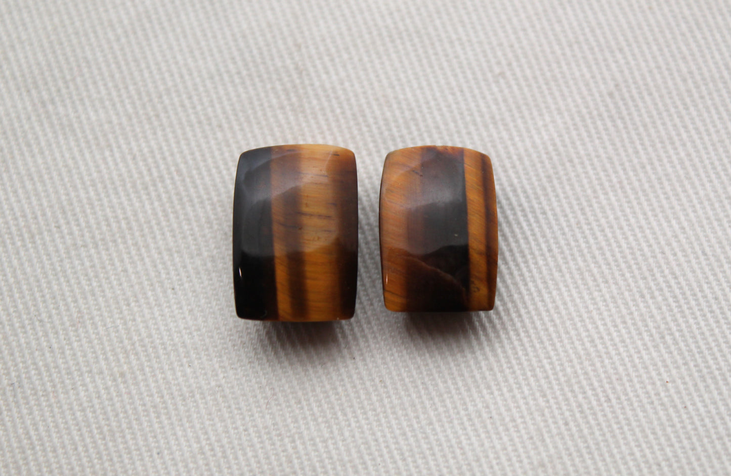 TWO Tiger's eye Cabochons Gemstone rectangle 15X10MM