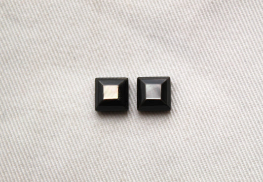 TWO Mother of Pearl Dark Grey cabochons Gemstones faceted square 8MM