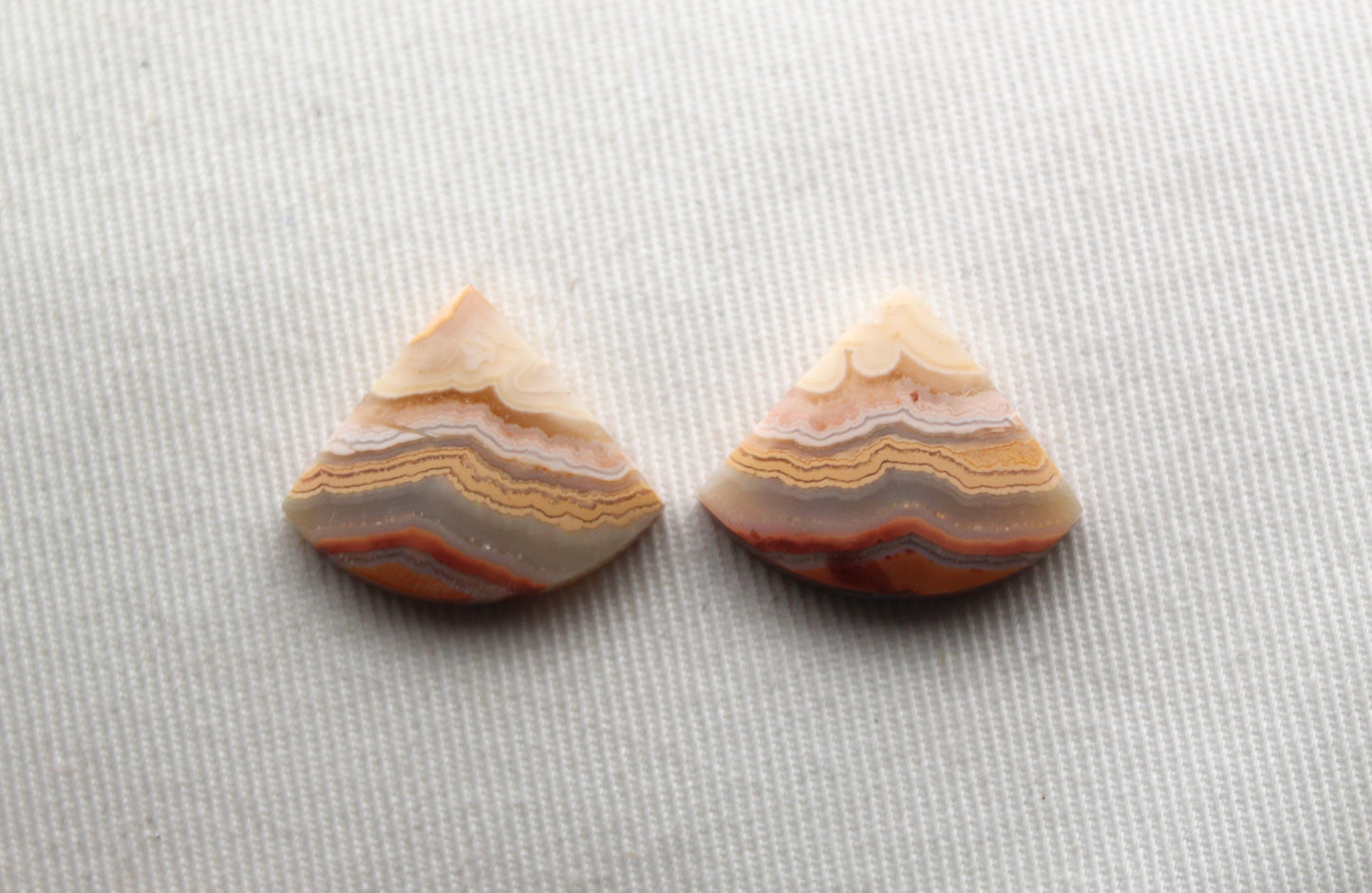 Lace Agates Cabochons Gemstone Pair multicolors