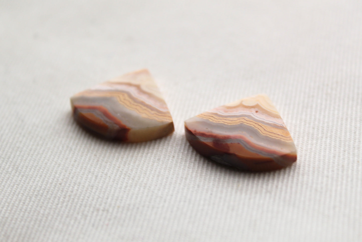 Lace Agates Cabochons Gemstone Pair multicolors