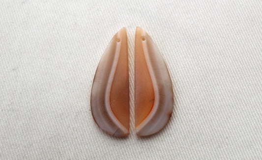 Drilled Banded Agate Gemstone orange white gemstone<br>