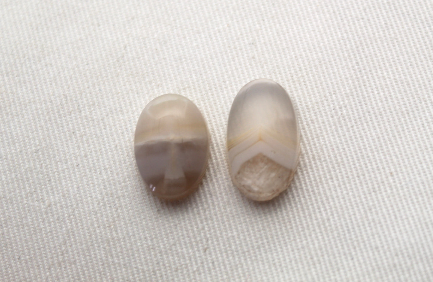 TWO white Agate Cabochons Gemstones Oval mismatch