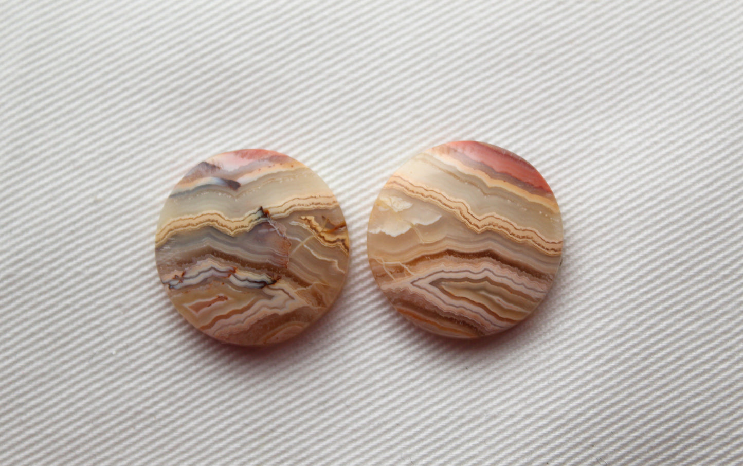 Lace Agates Cabochons Gemstone Pair round 20MM