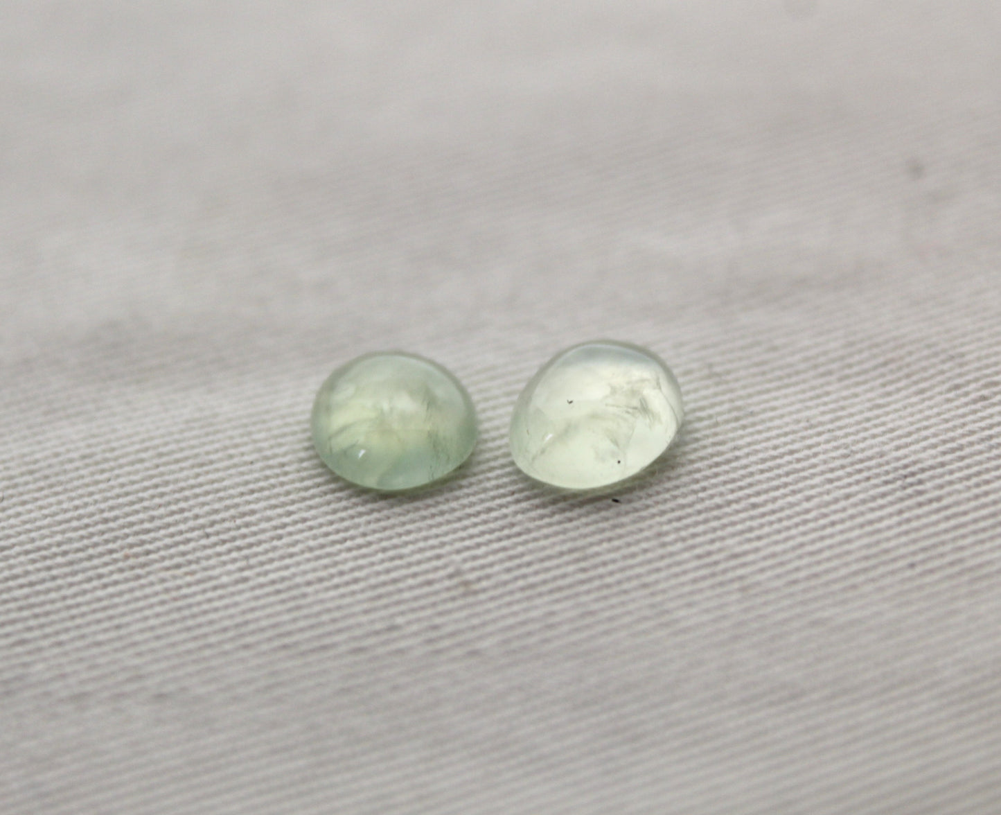 TWO prehnite cabochons Gemstones Oval 8x10MM