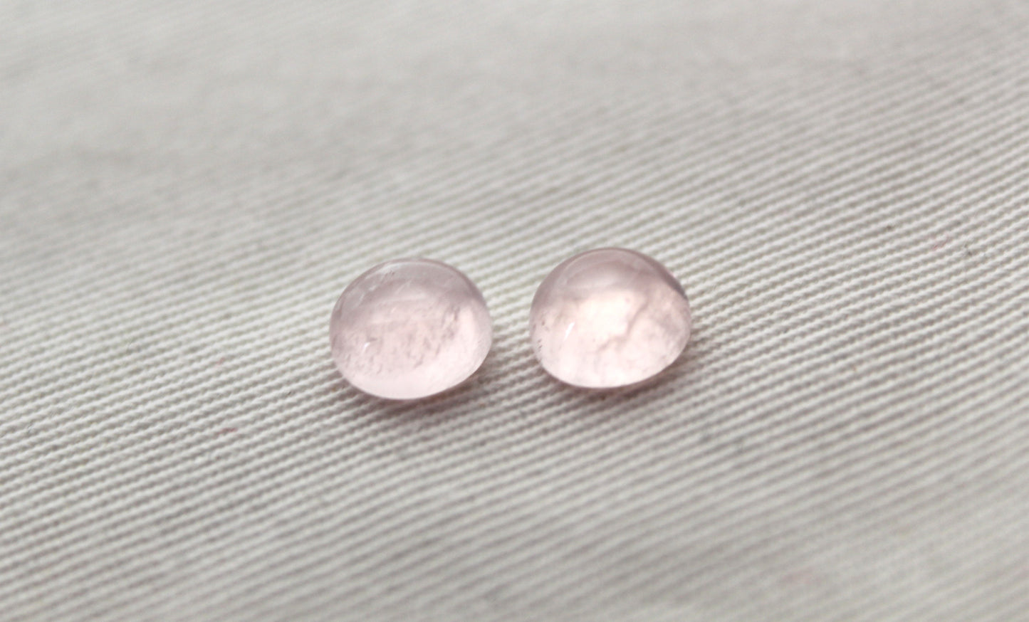 Pair of Pink Quartz cabochons Gemstones round 8MM