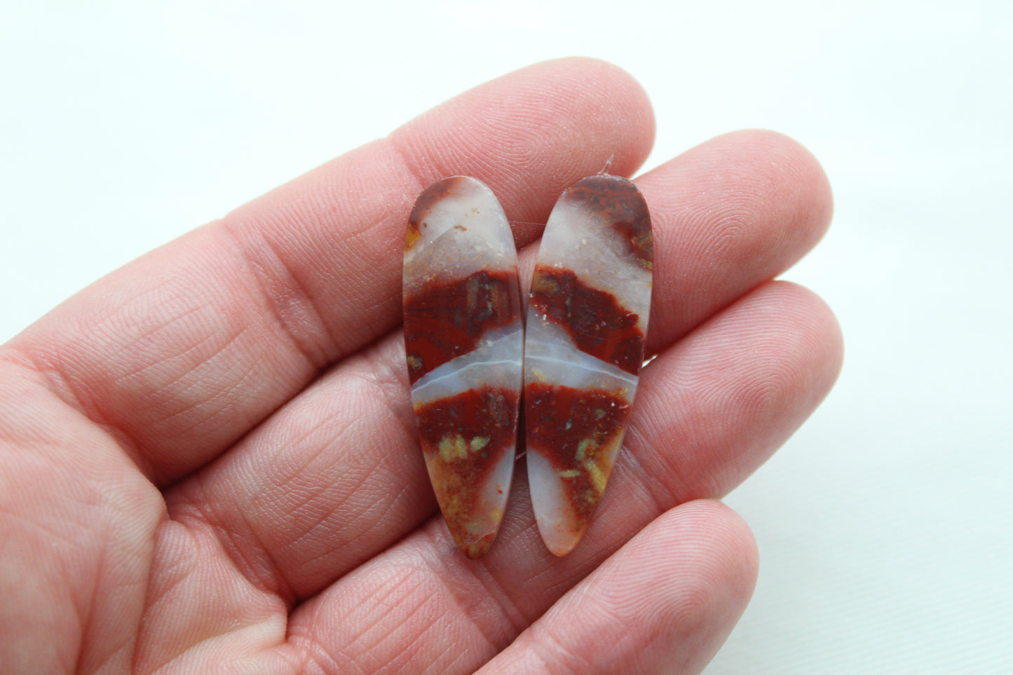 Agates Cabochons Gemstone red white teadrop