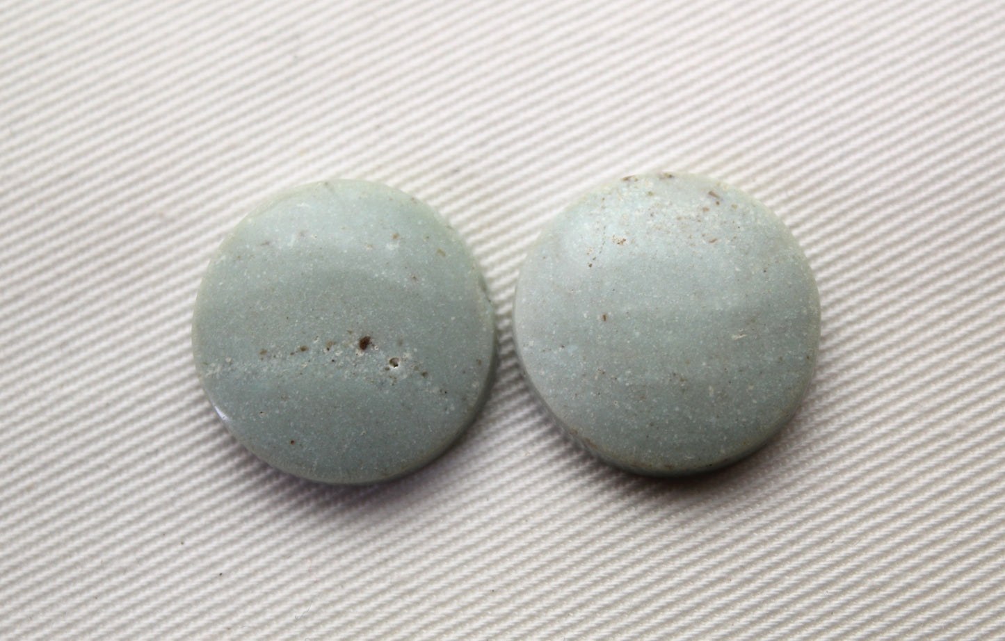 Pair of green Jasper Cabochons round 18MM