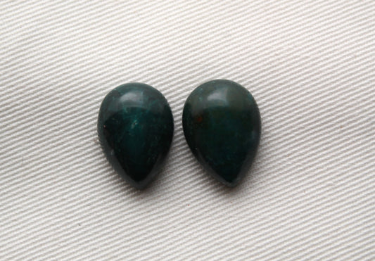 Two pear Chrysocolla Cabochons Blue Gemstone 13X18MM