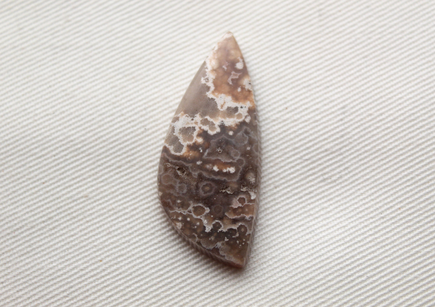 River Jasper Cabochon Gemstone beige natural