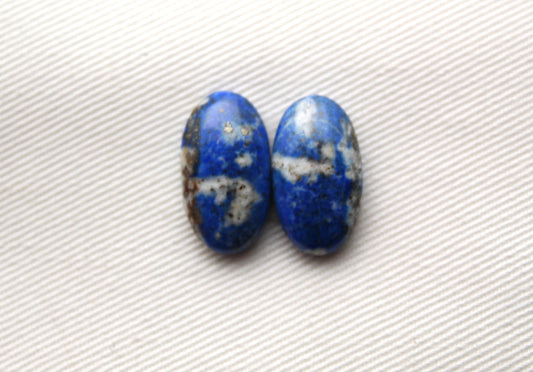 Pair of Lapis Lazuli cabochons Gemstones Oval