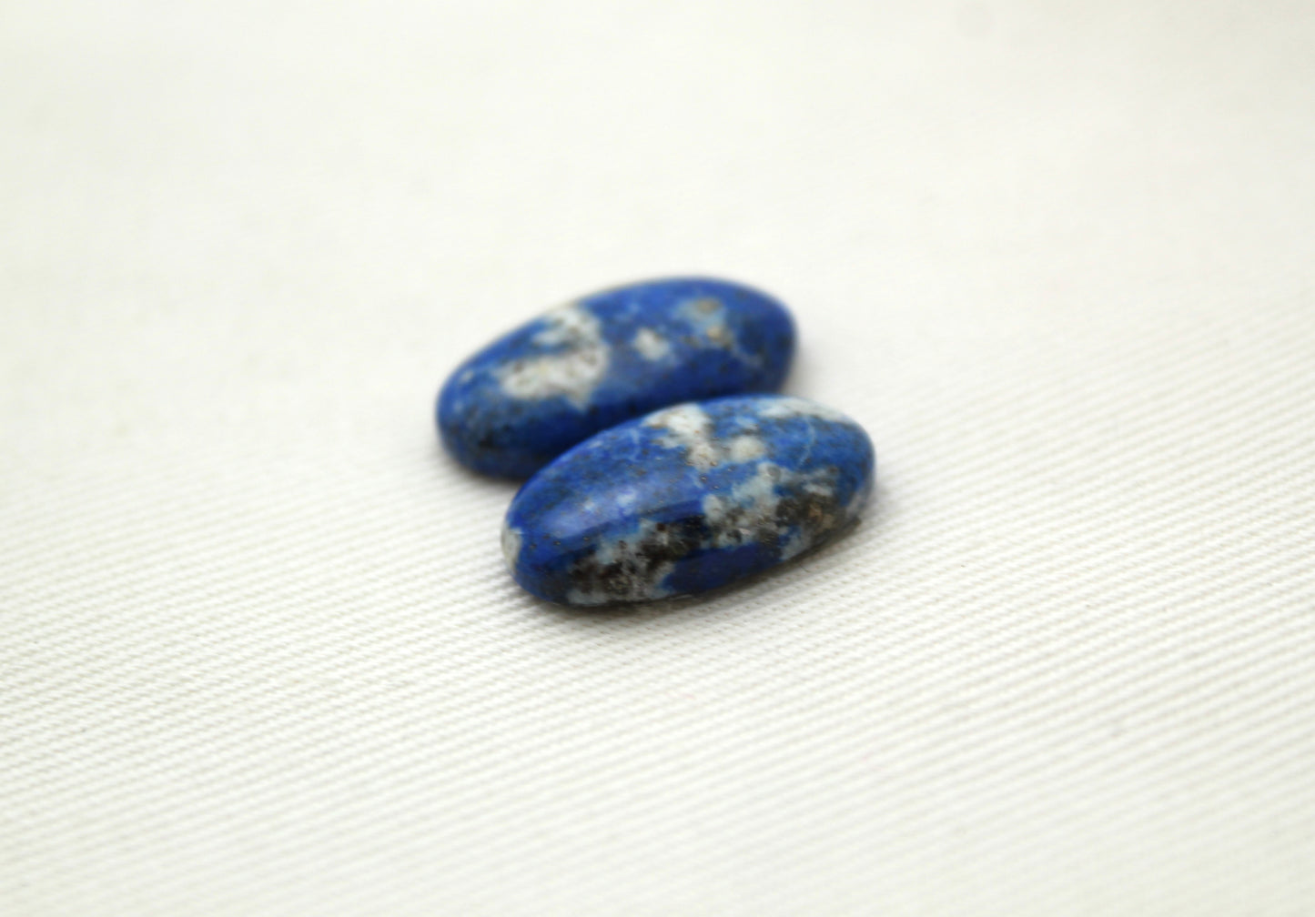 Pair of Lapis Lazuli cabochons Gemstones Oval