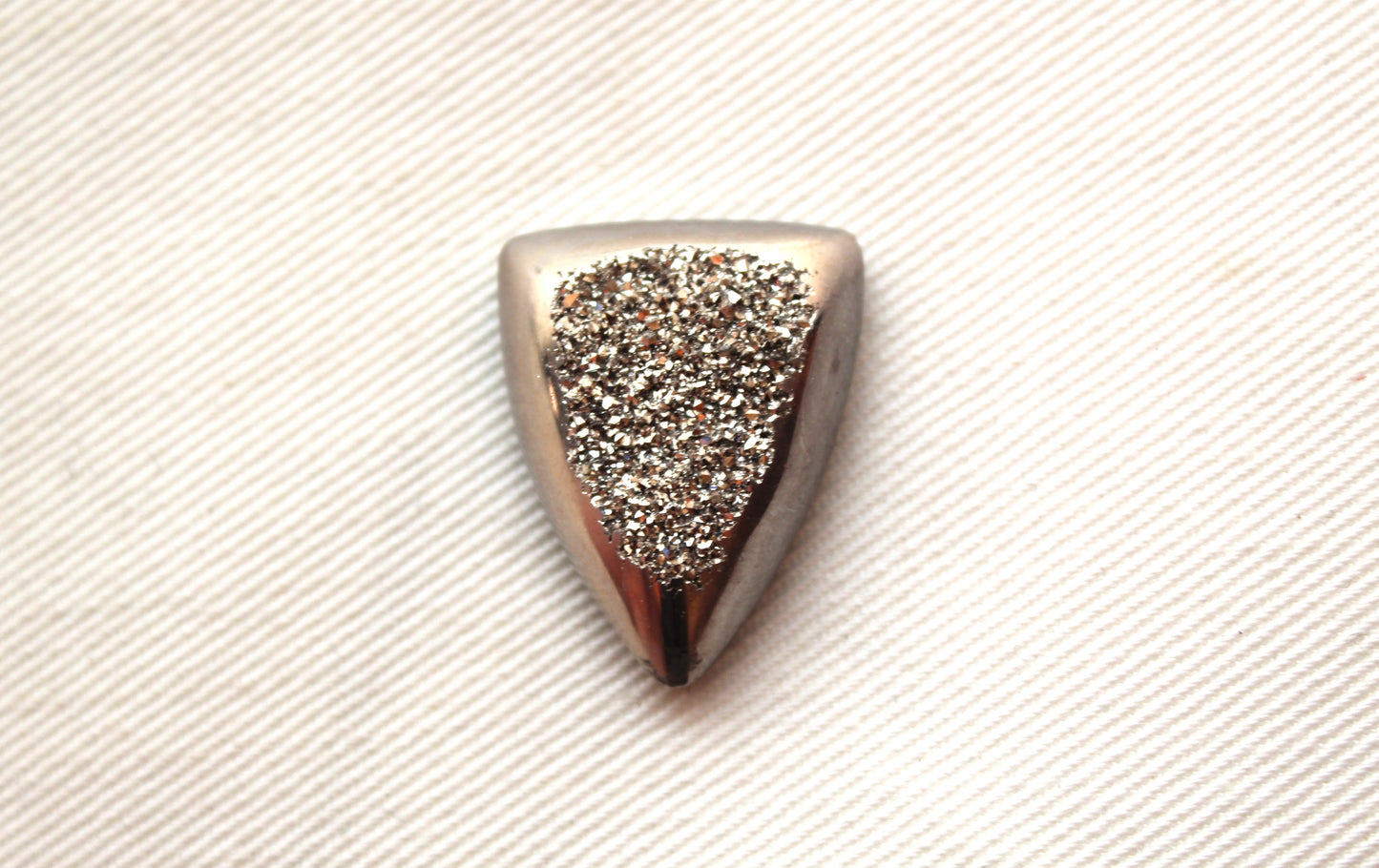 One Stone Cabochon Metallic Window Druzy freeform