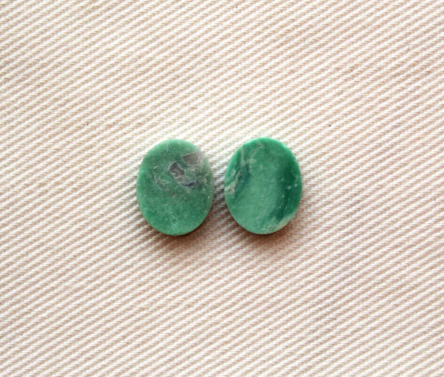 TWO Variscite Flat cabochons 8X10 MM Gemstones Oval