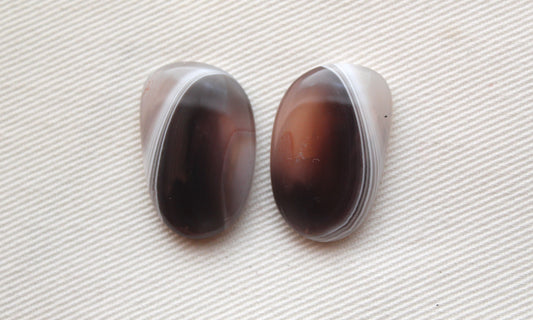 Botswana Agate Pair cabochon Gemstone beige