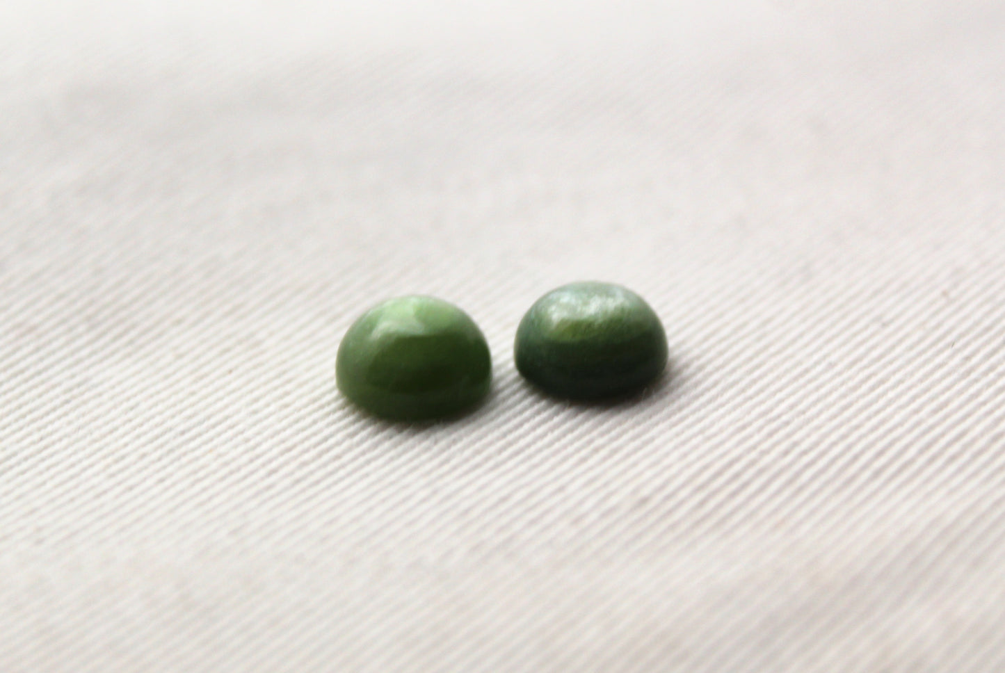 TWO Nephrite Cabochons Gemstone moss green round 8MM