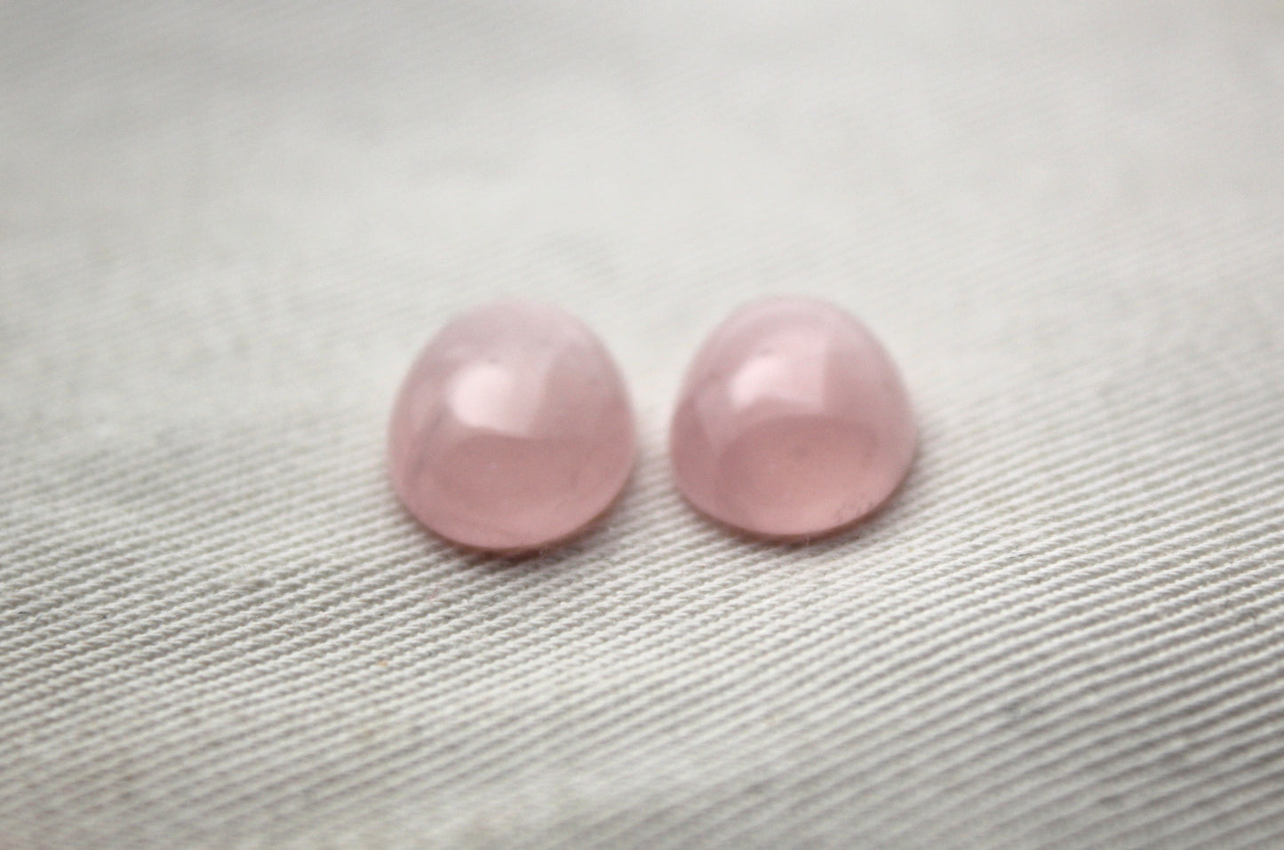 TWO Pink Quartz cabochons Gemstones Oval 10x14MM