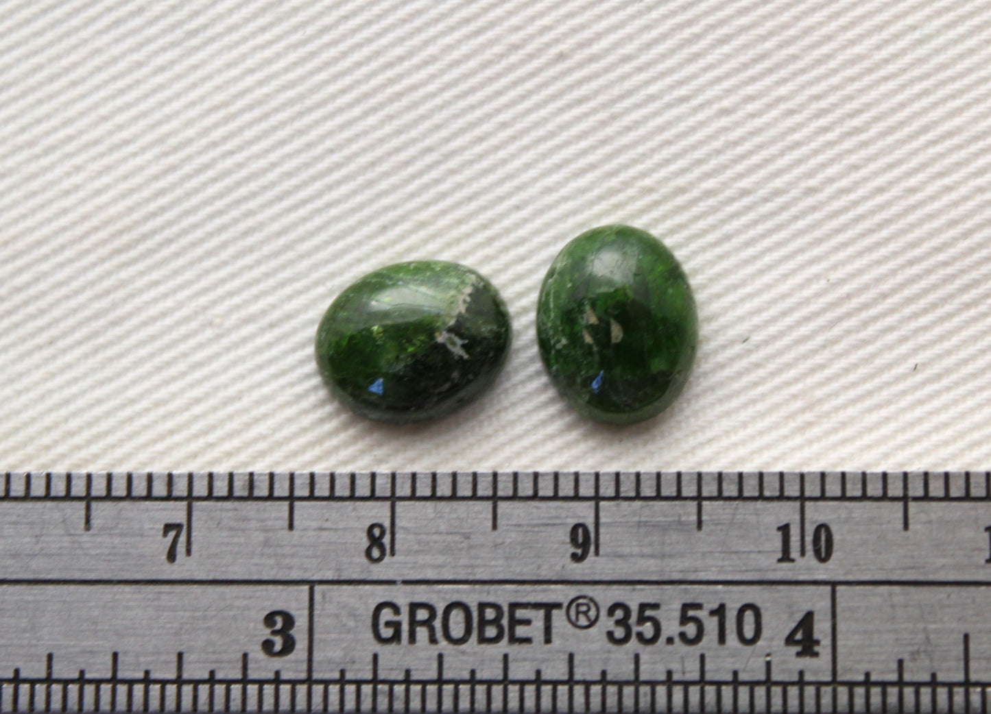 TWO Chrome Diopside cabochons 8x10 MM Gemstones oval green