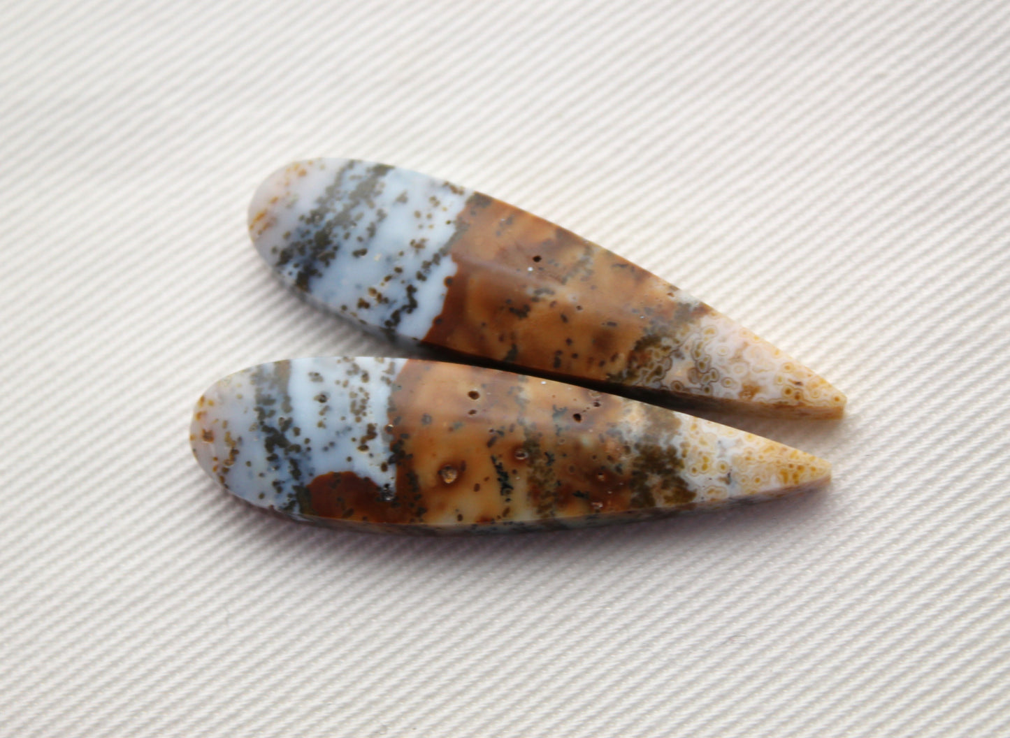 River Jasper Cabochon Paire Gemstone teardrop