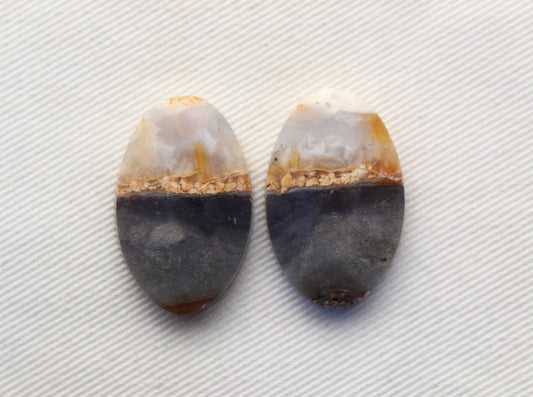 NICE Chalcedony cabochons Pair purple oval