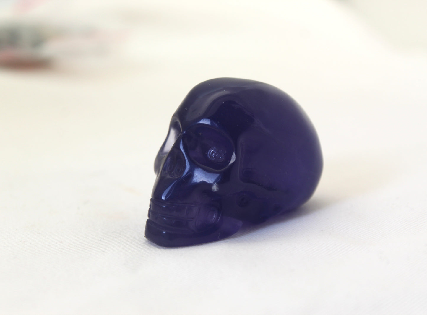 One Fluorite SKULL natural Gemstone Purple