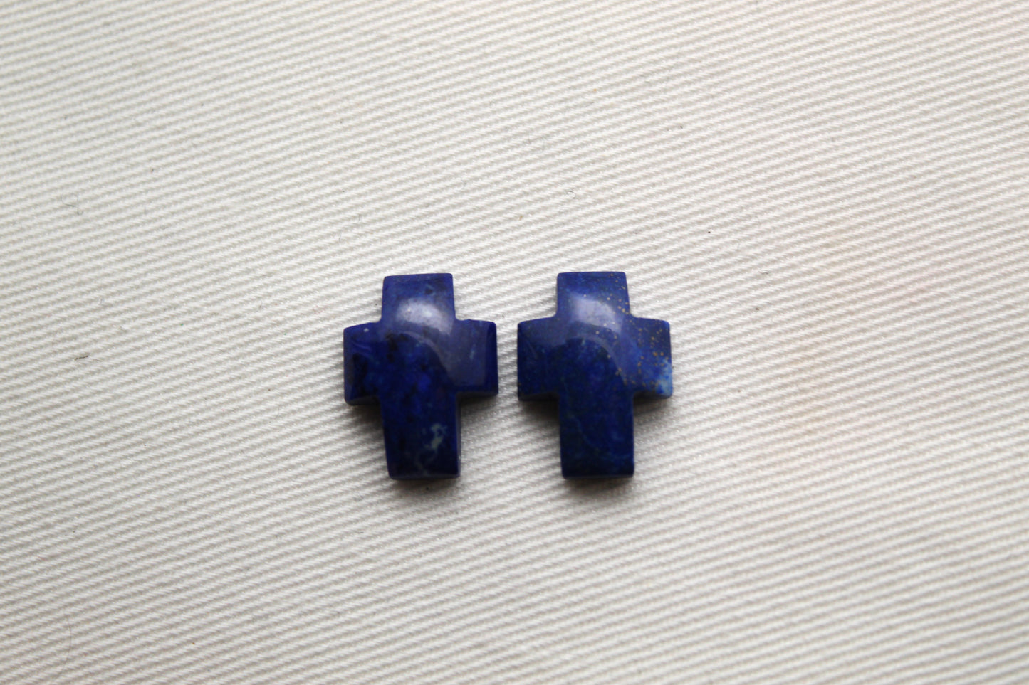 Pair of Lapis Lazuli cabochons Gemstones Cross 12X16MM