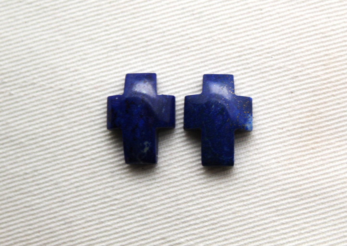 Pair of Lapis Lazuli cabochons Gemstones Cross 12X16MM