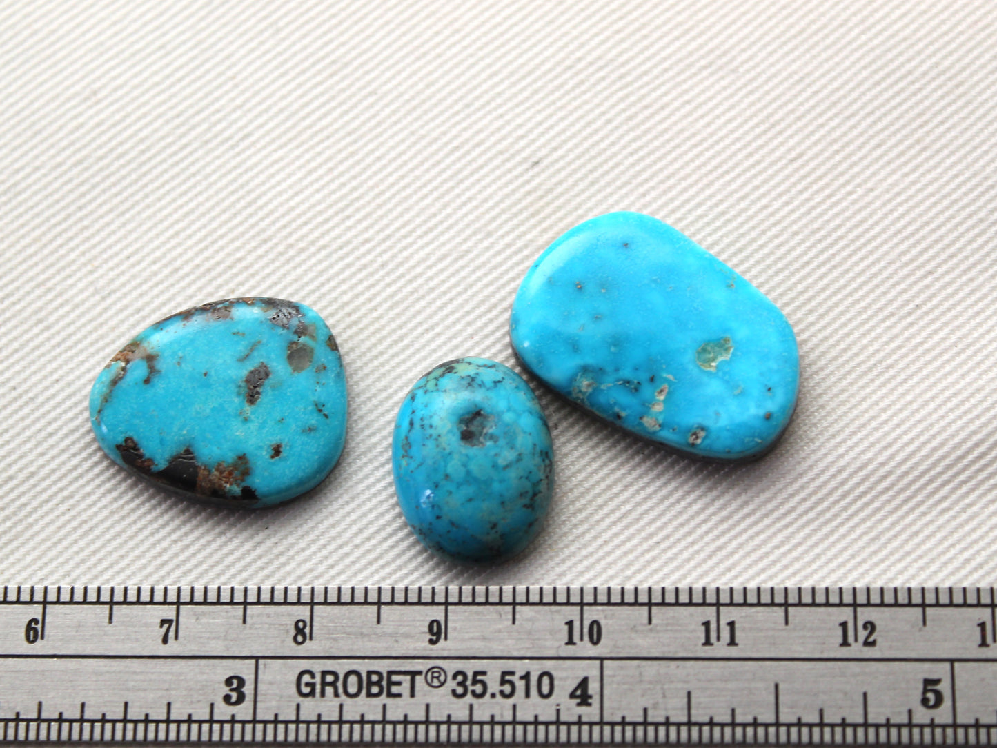 Kingman Turquoise lot Three cabochons Gemstones