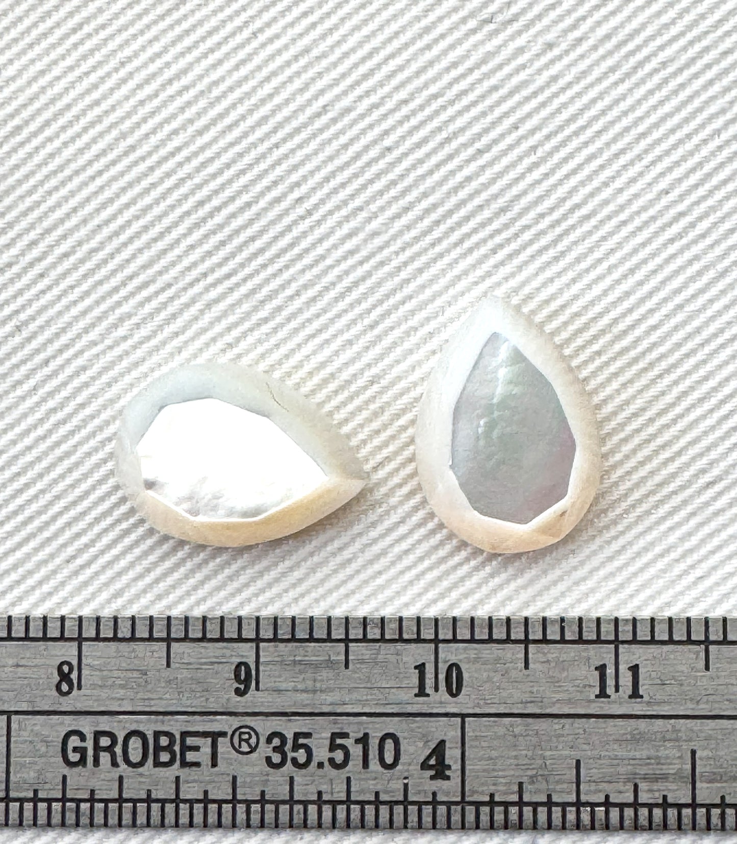 Two Mother of Pearl cabochons Gemstone Pear 10X14MM faceted