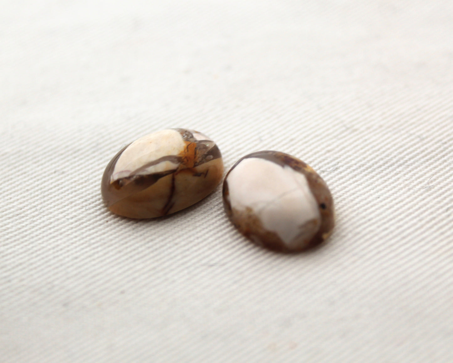 TWO oval cabochons of Brecciated Mookaite Gemstones 12X16MM
