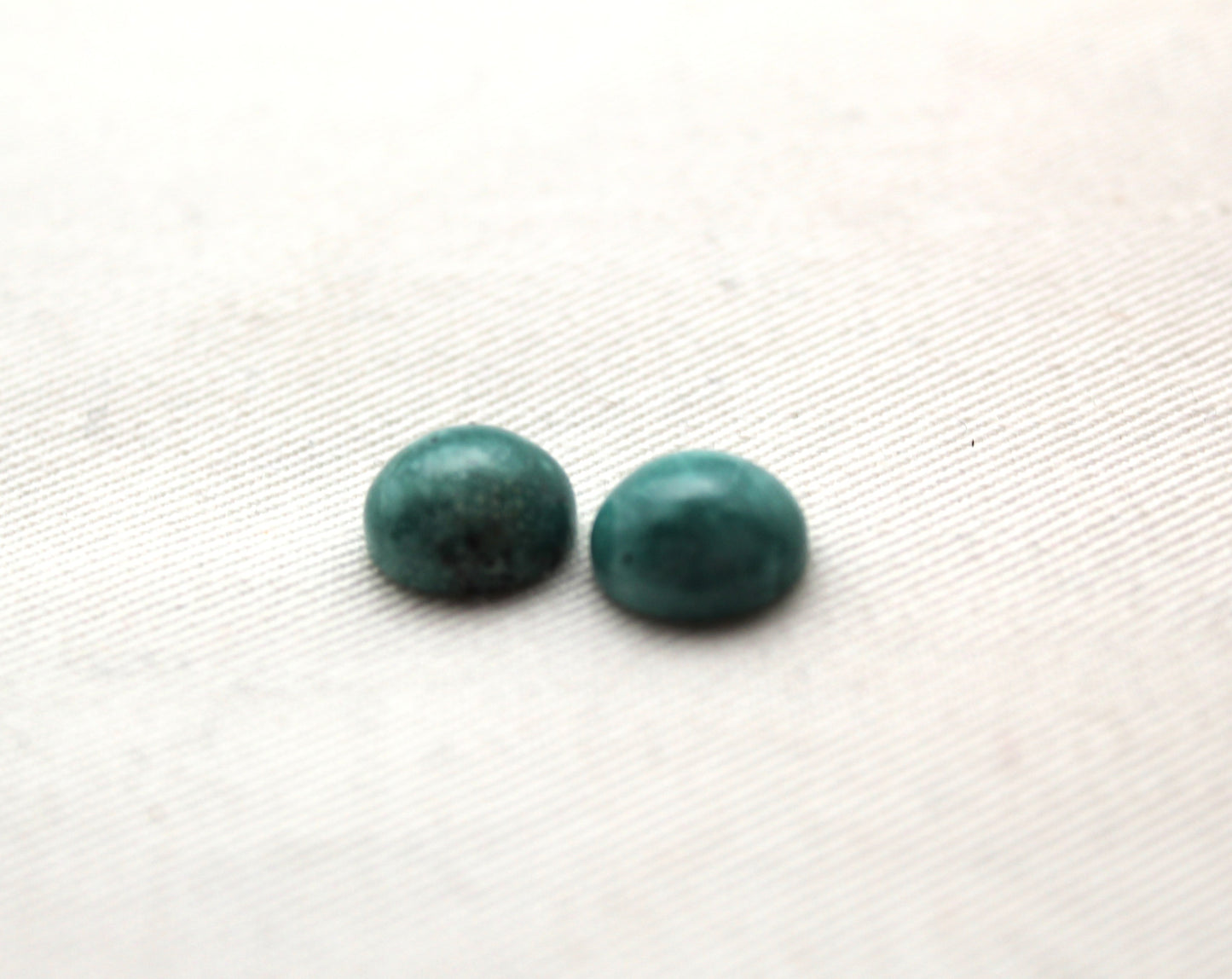 TWO round Turquoise cabochons Gemstones 10MM