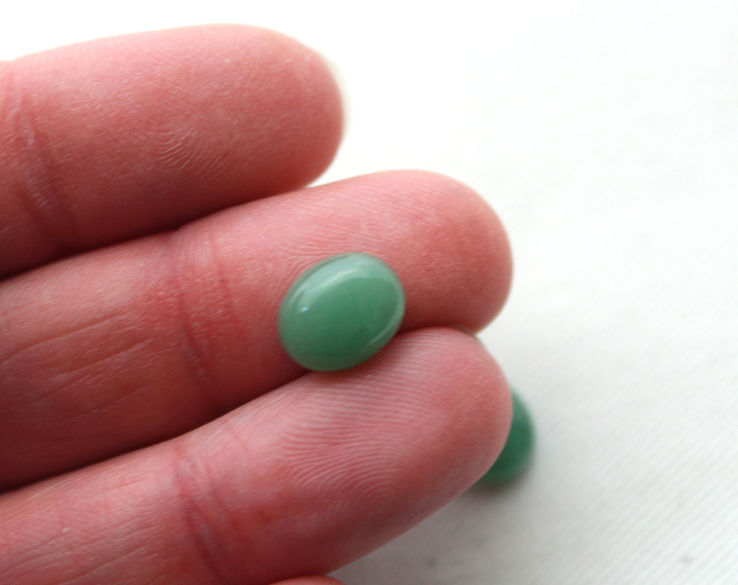TWO oval green aventurine cabochons Gemstone 8X10MM